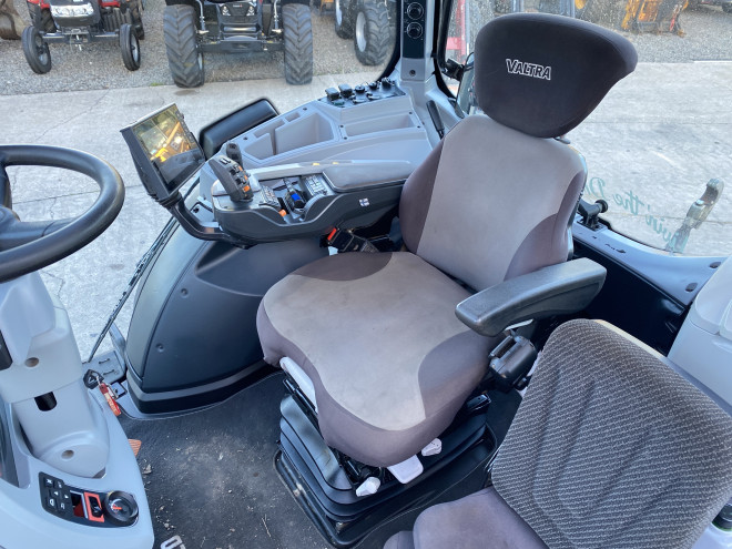 Valtra T234D