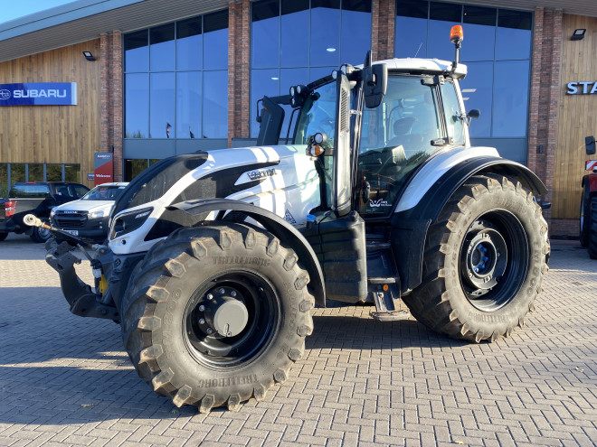 Valtra T234D