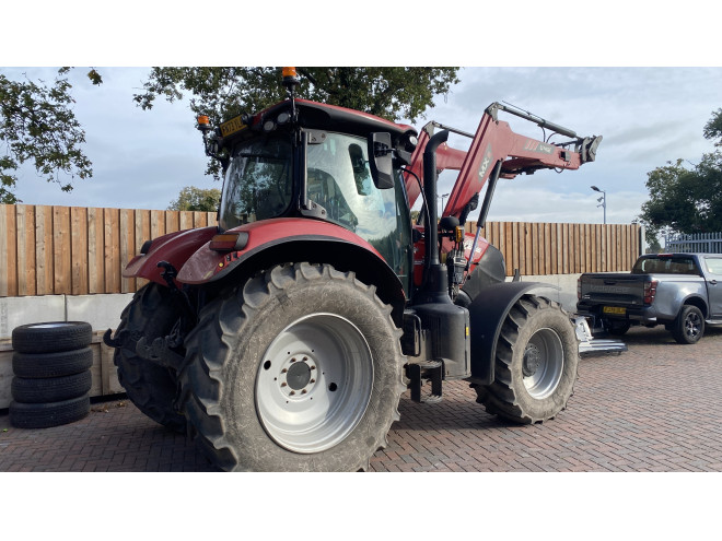 Case IH Puma 150 Multicontroller, C/W MXU412+ Loader