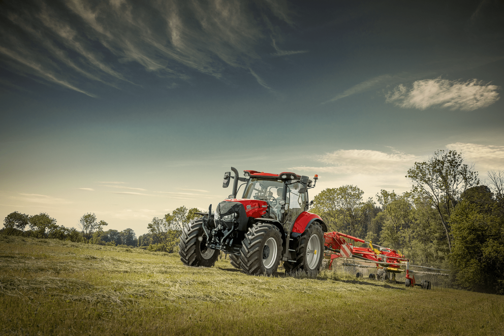 Maxxum CVXDrive: 3 models from 125 to 150 HP with CVXDrive continuously variable transmission